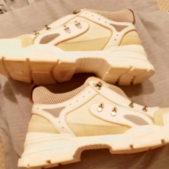 Gucci Cream and Tan Sneakers - Picture 3 of 10
